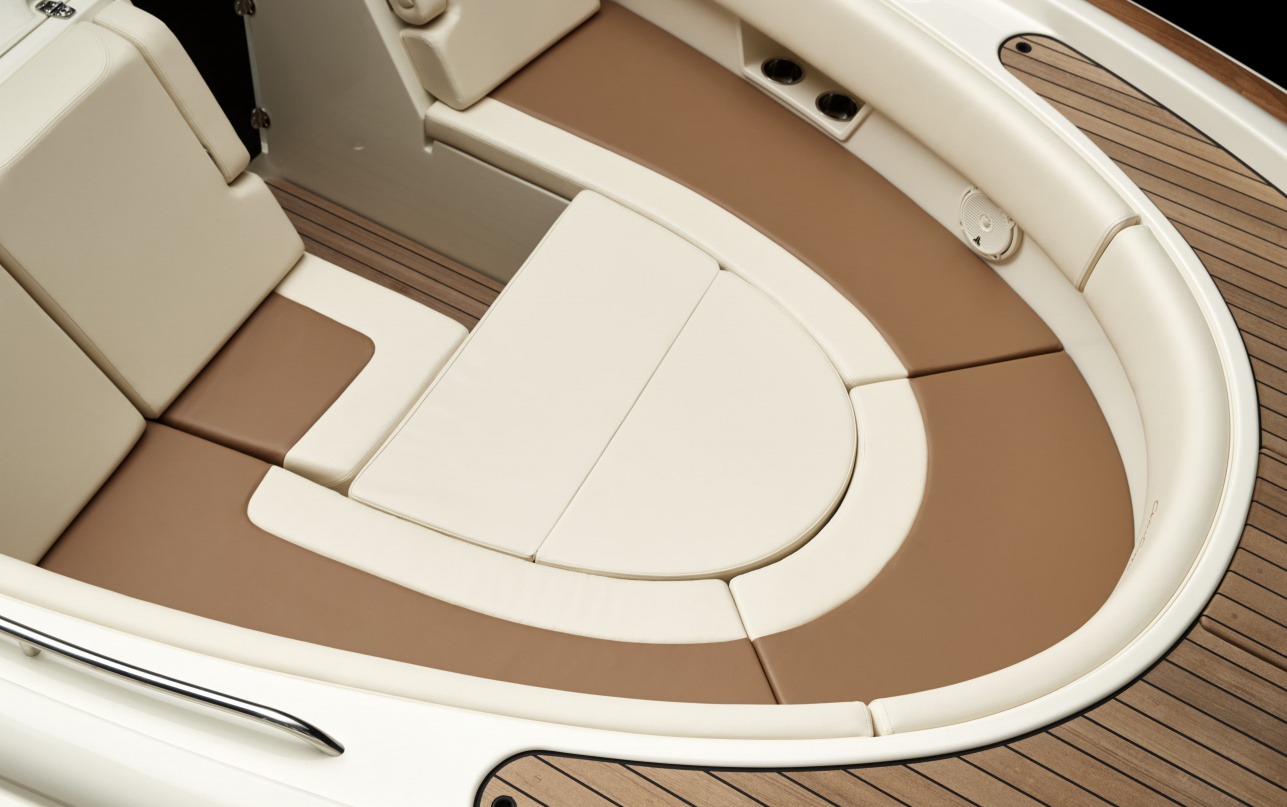 Катер Chris-Craft Calypso 28 фото 2.2