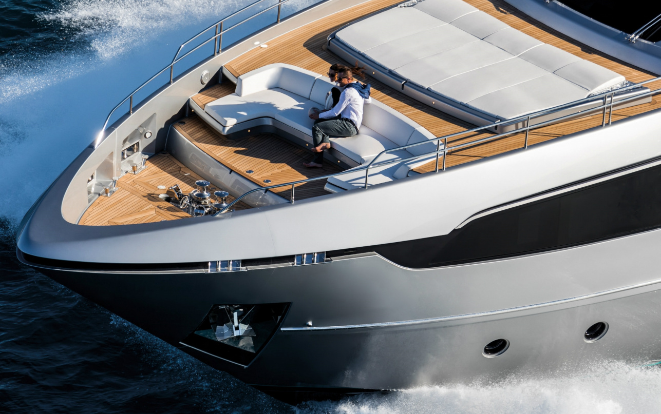 Яхта Riva 102' Corsaro Super фото 1.5