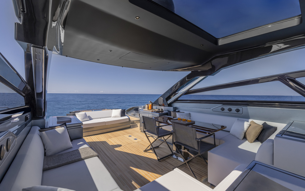 Яхта Riva 68' Diable фото 1.4
