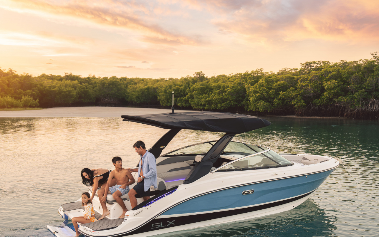 Катер Sea Ray SLX 260 фото 1.3
