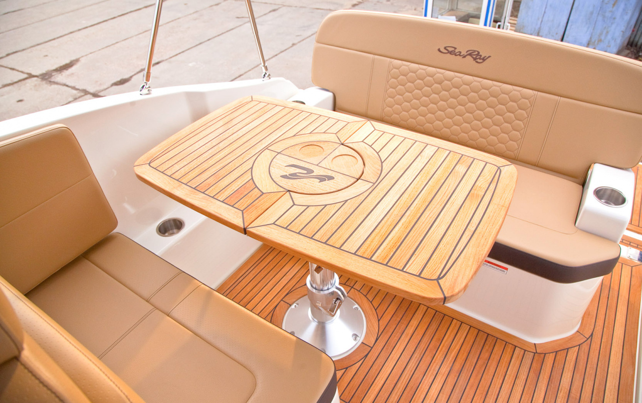 Катер Sea Ray  Sundancer 265/134 фото 1.7