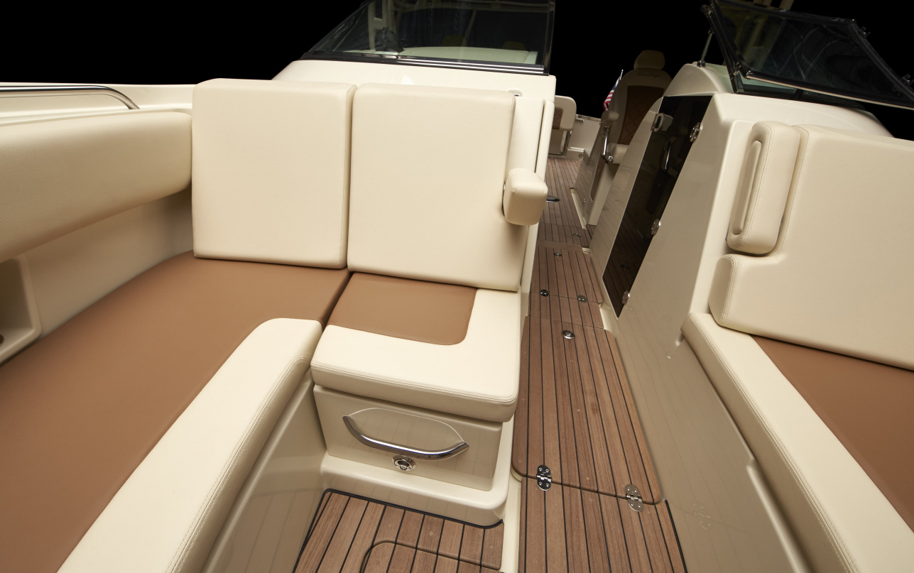 Катер Chris-Craft Calypso 28 фото 2.12
