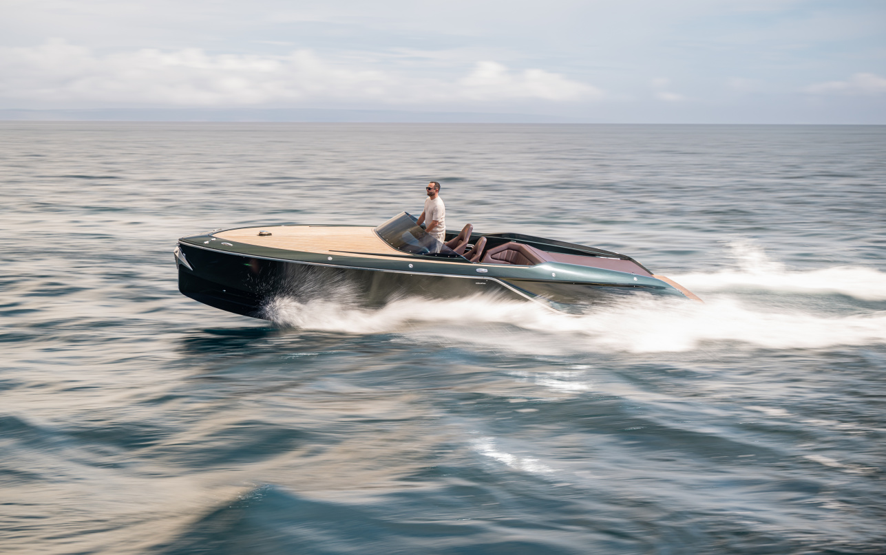 Катер Frauscher x Porsche 850 Fantom фото 2.19