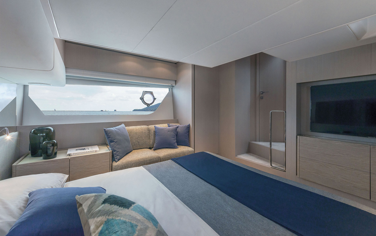 Яхта Ferretti Yachts 500 фото 2.9