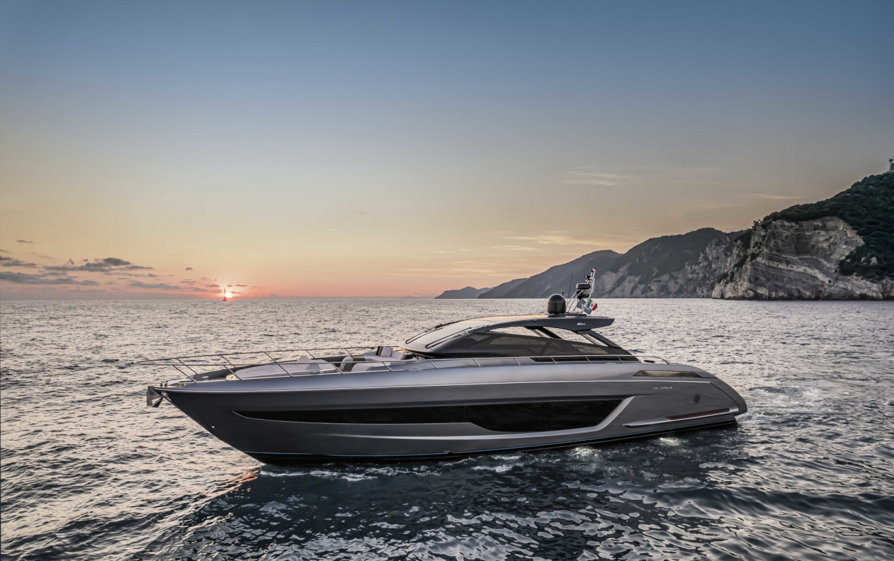 Яхта Riva 68' Diable фото 1.2
