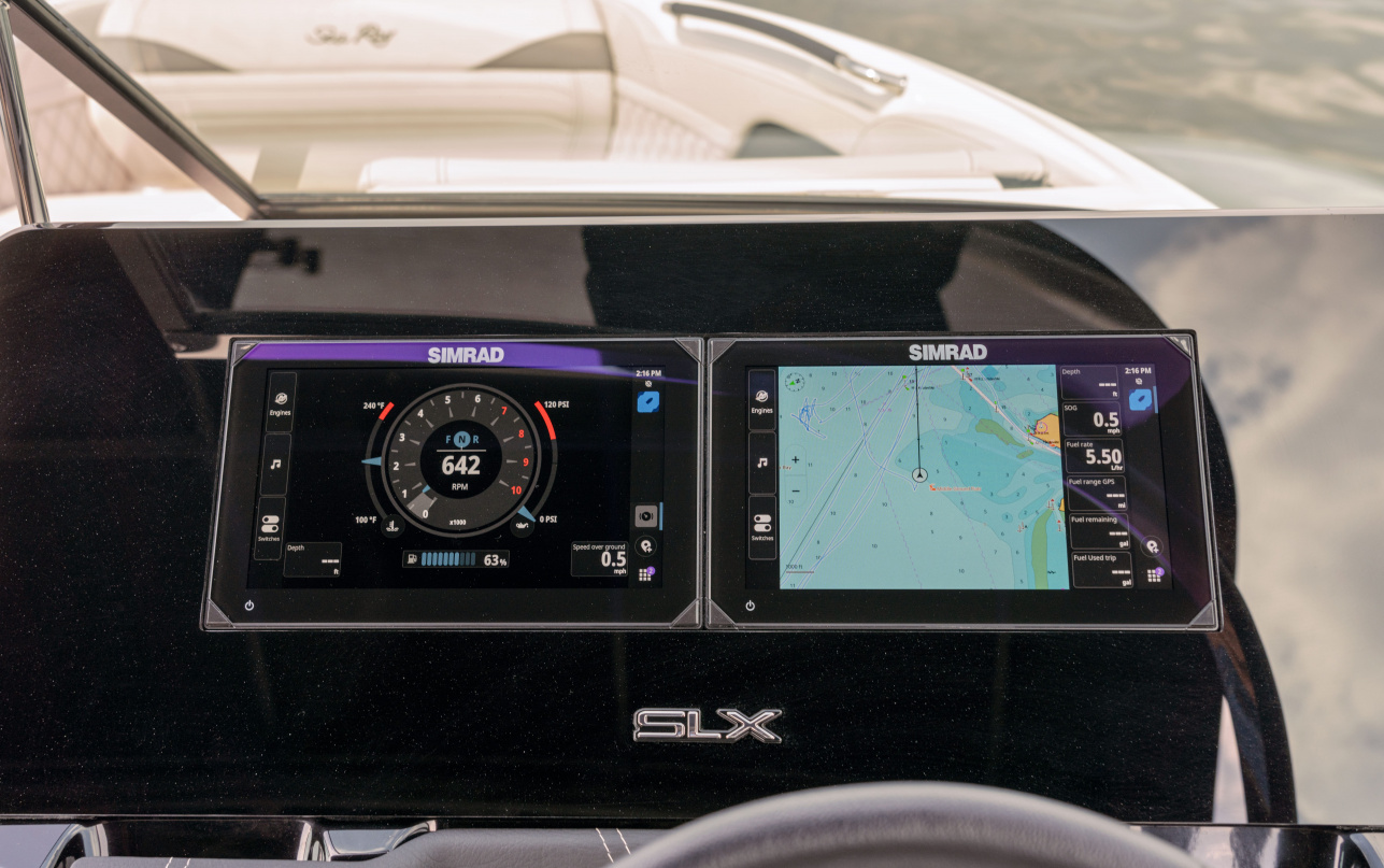 Катер Sea Ray SLX 280 OB фото 1.14