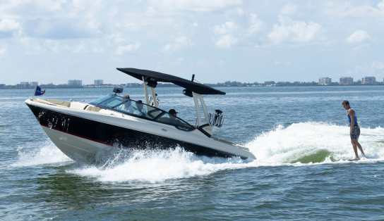 Катер Chris-Craft SPORTSTER 25 SURF