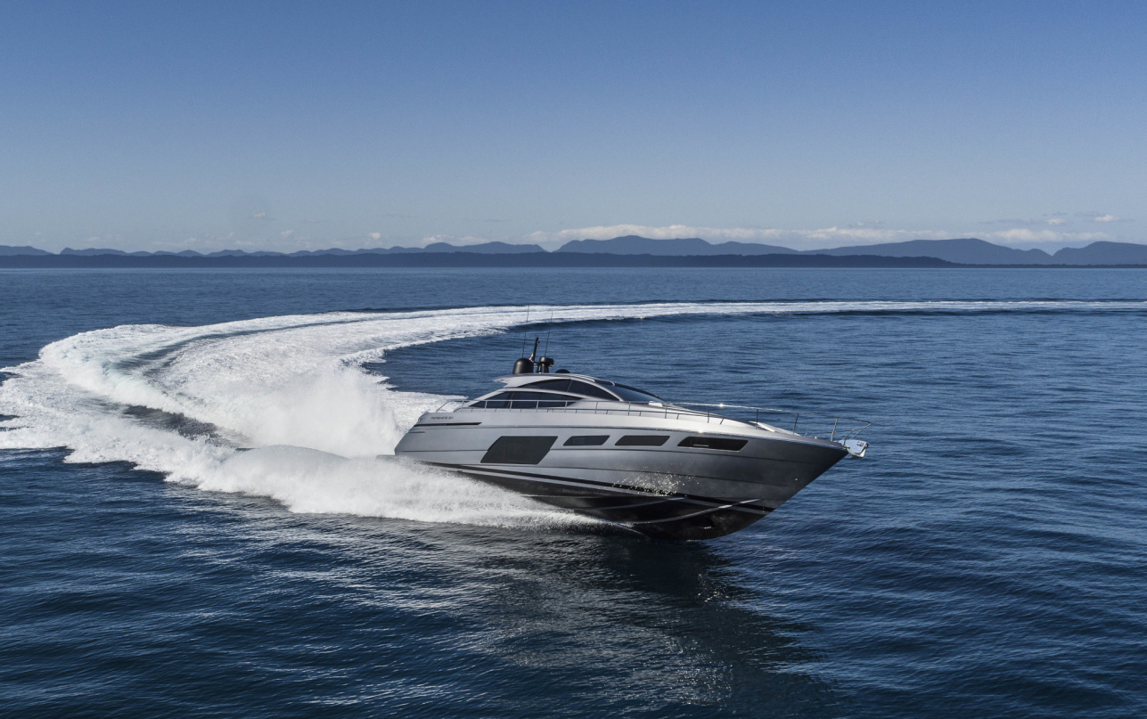Яхта Pershing 7x фото 1.4