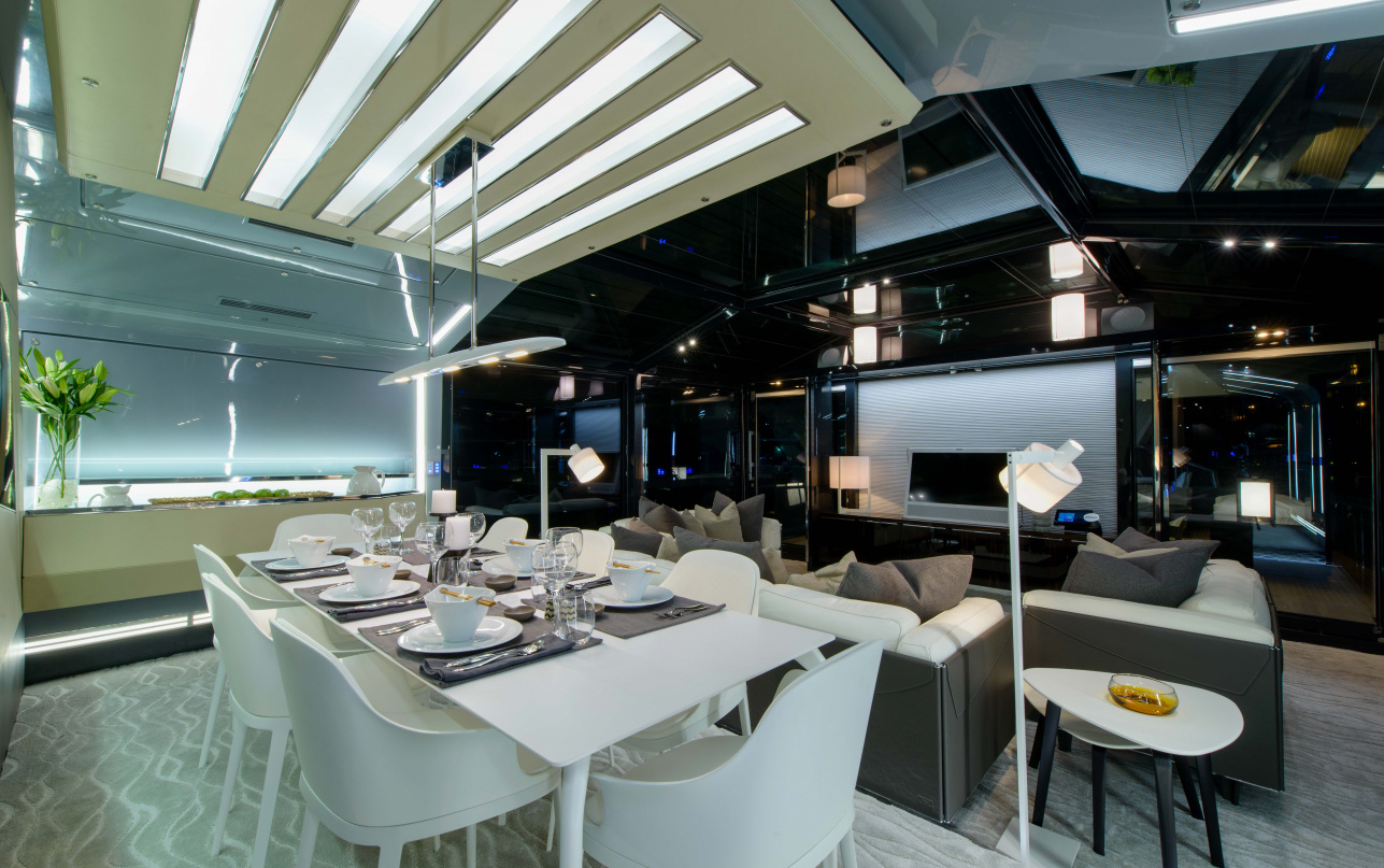 Яхта Arcadia Yachts A85 фото 1.14