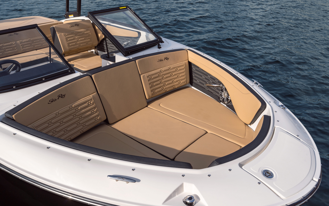 Катер Sea Ray 190 SPX фото 1.6
