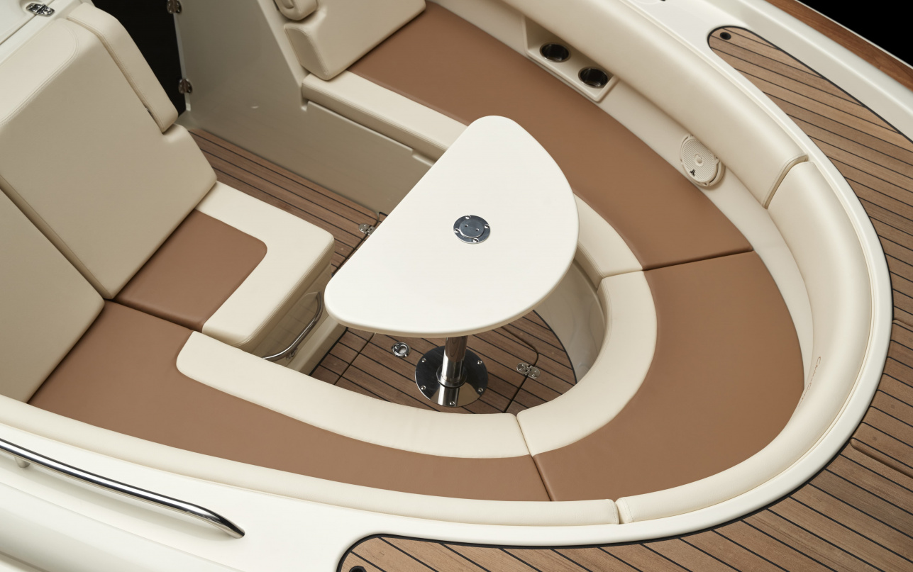 Катер Chris-Craft Calypso 28 фото 2.1