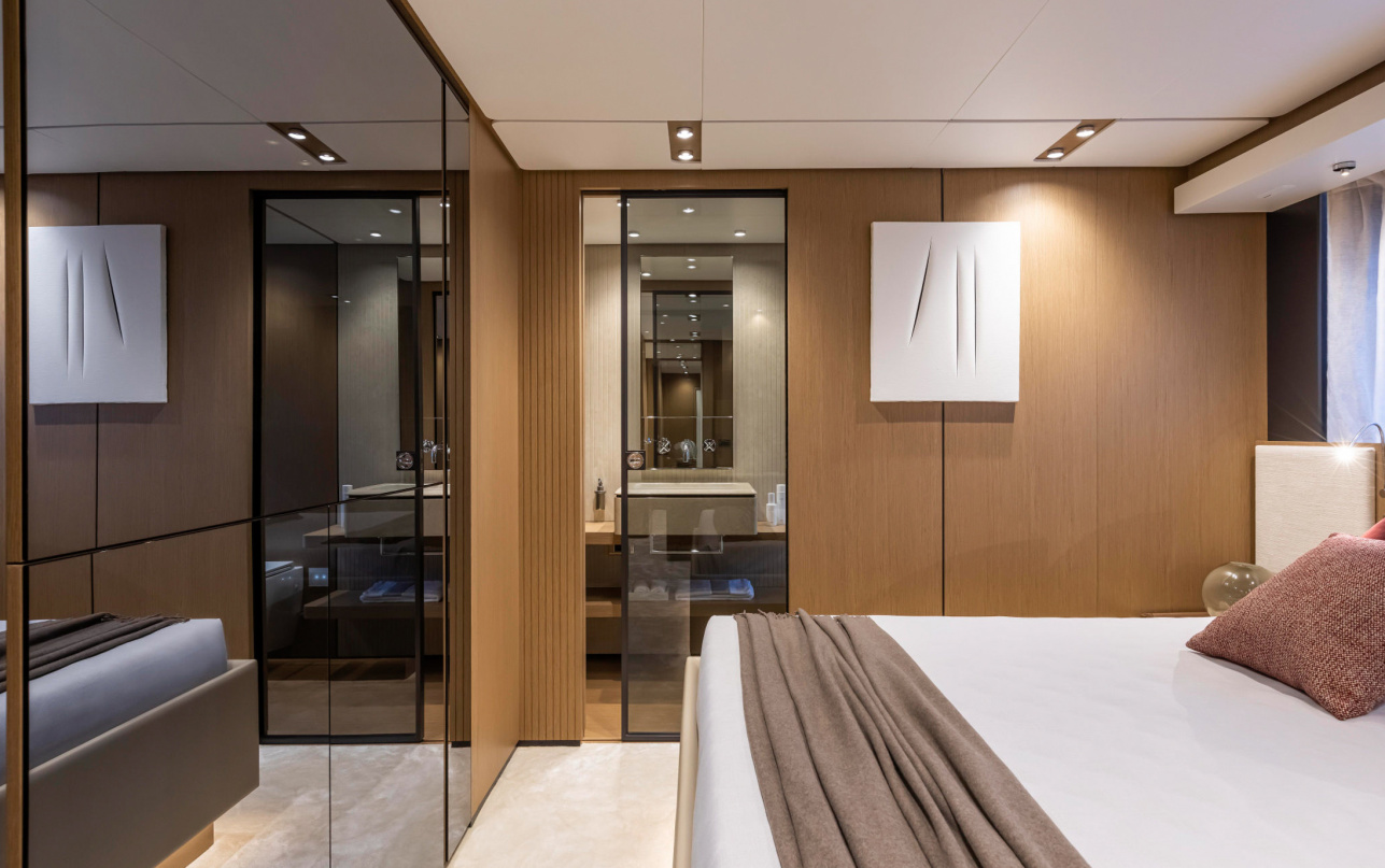 Яхта Ferretti Yachts 1000 фото 2.35