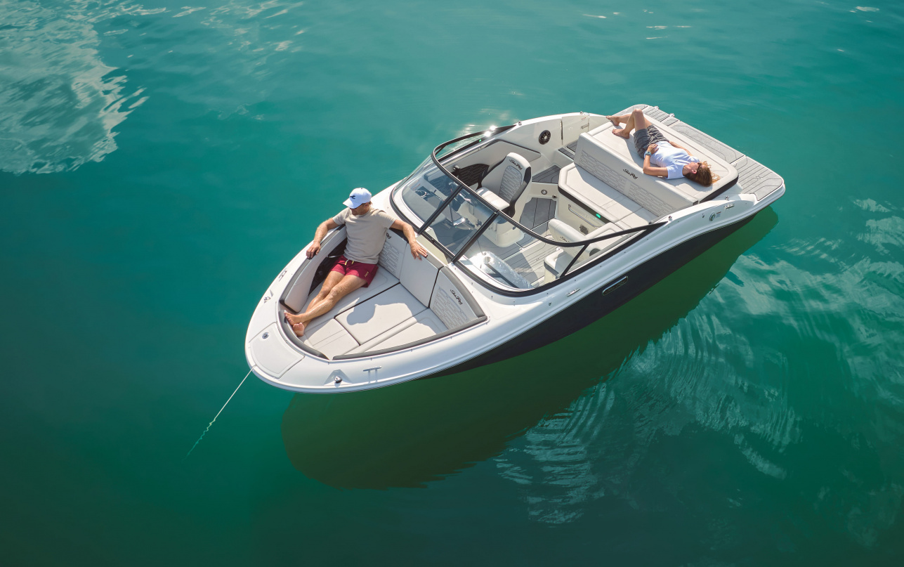 Катер Sea Ray 190 SPX фото 1.2