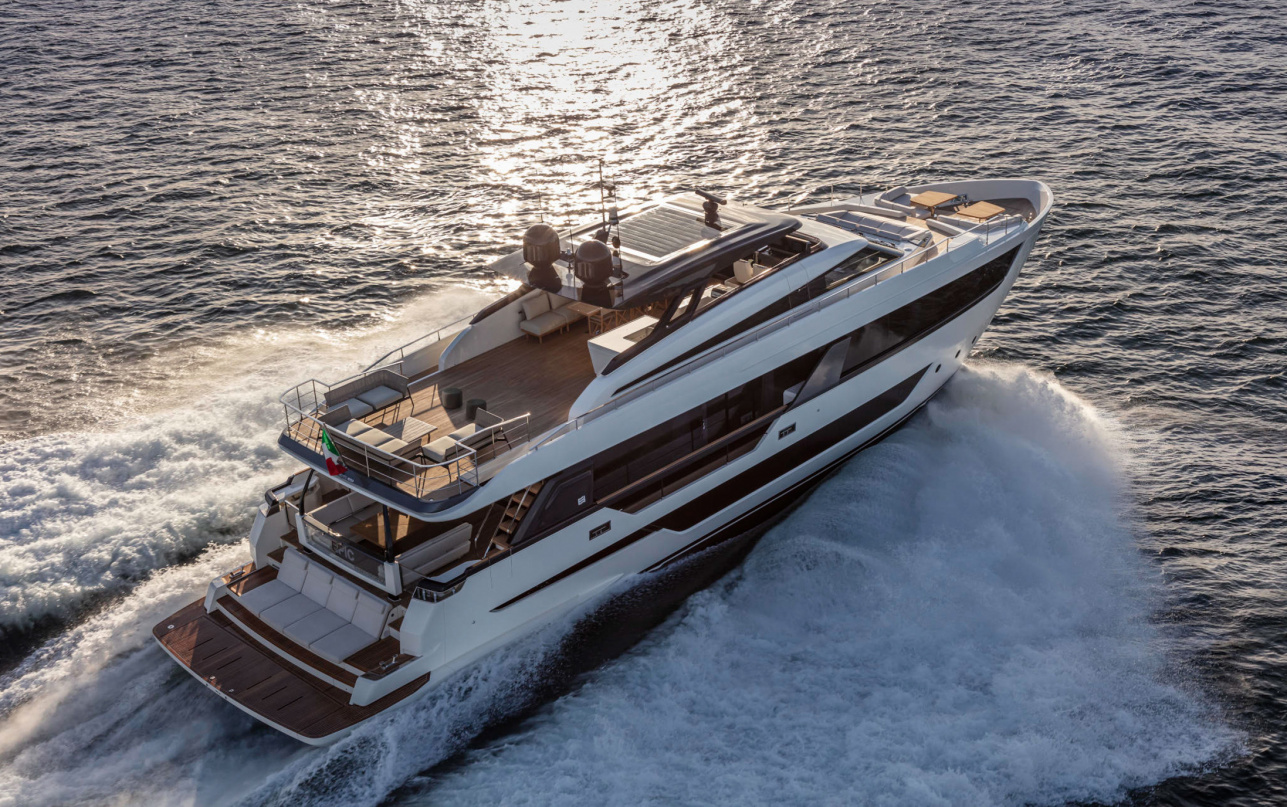 Яхта Ferretti Yachts 1000 фото 1.5