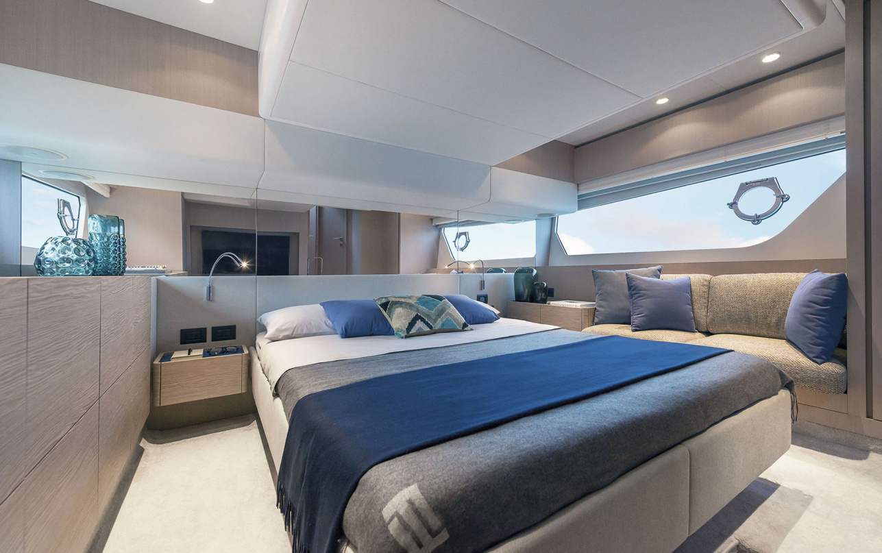Яхта Ferretti Yachts 500 фото 2.7