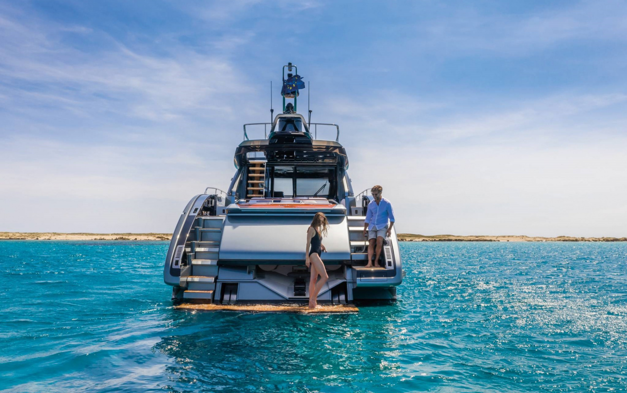 Яхта Riva 66' Ribelle фото 1.3