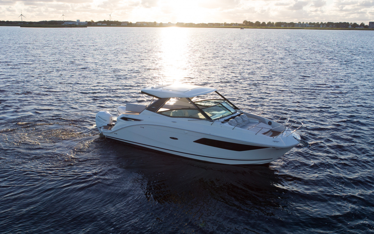 Катер Sea Ray  Sundancer 320 Outbord фото 1.1