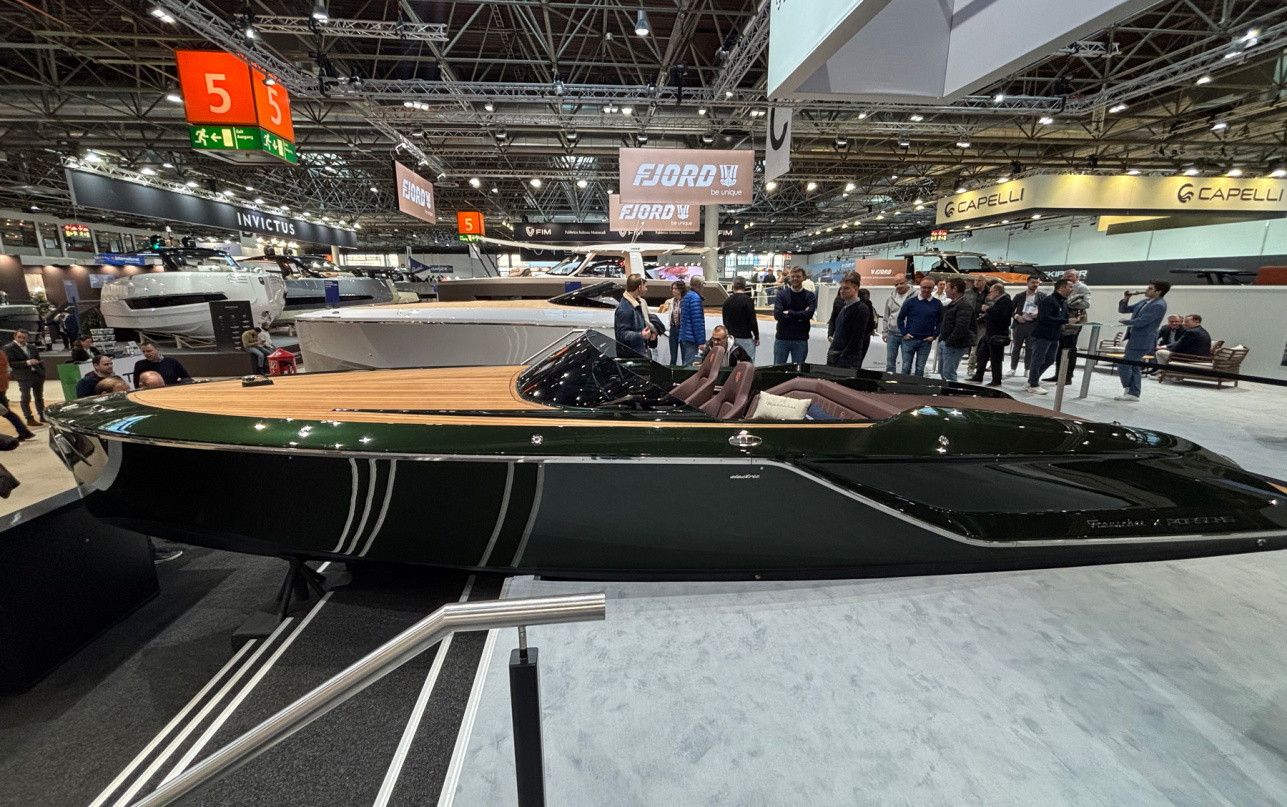 Катер Frauscher x Porsche 850 Fantom фото 1.27