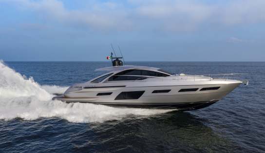 Яхта Pershing 7x