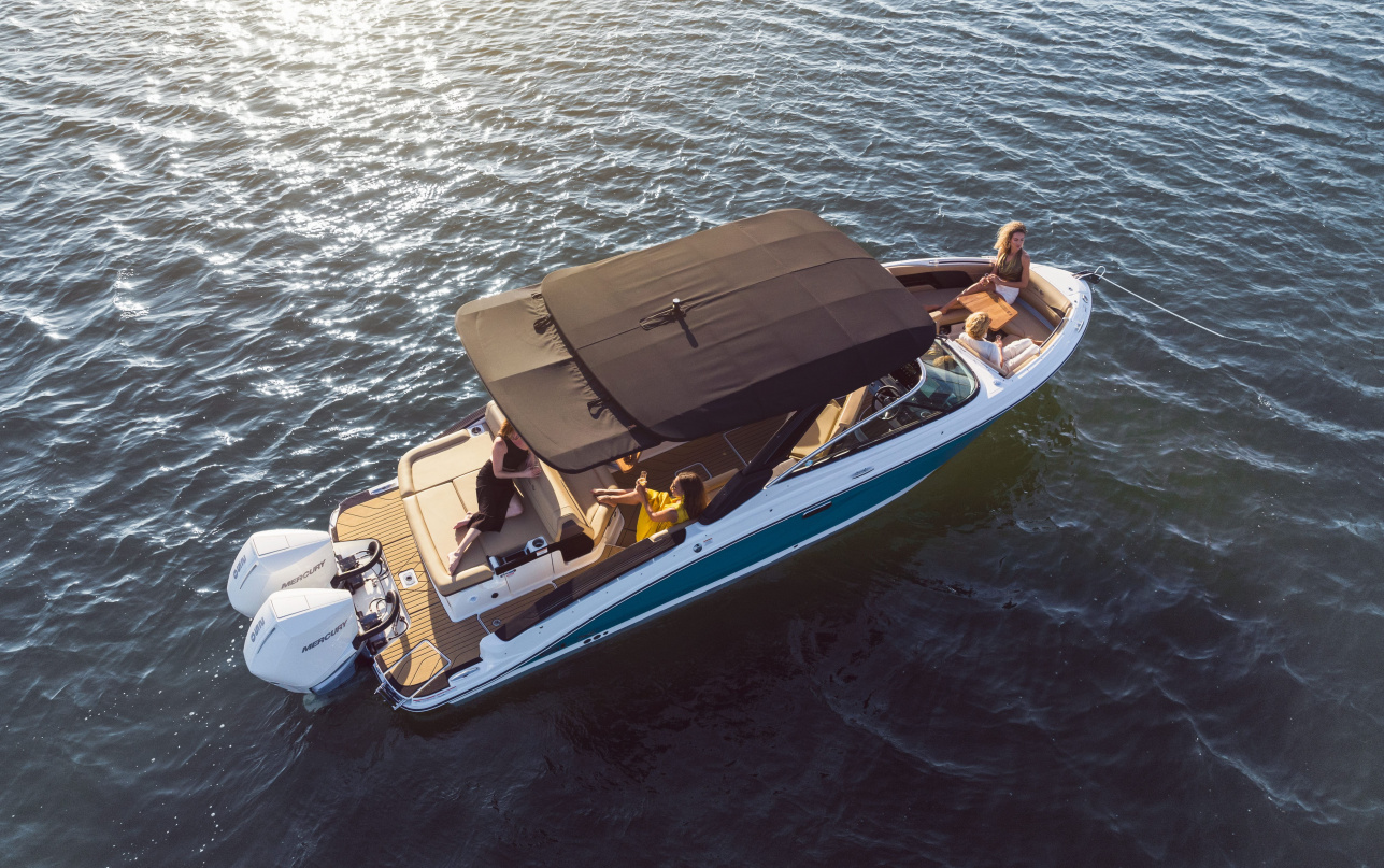 Катер Sea Ray SLX 280 OB фото 1.16